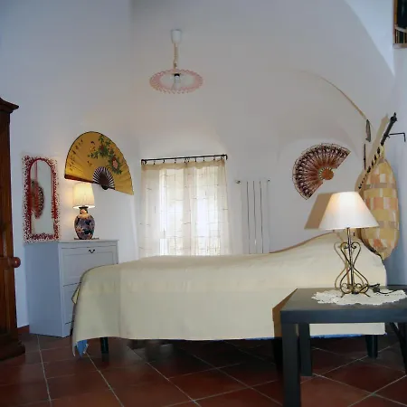 Bed and Breakfast Il Pozzo E Il Melograno Finale Ligure Exterior foto