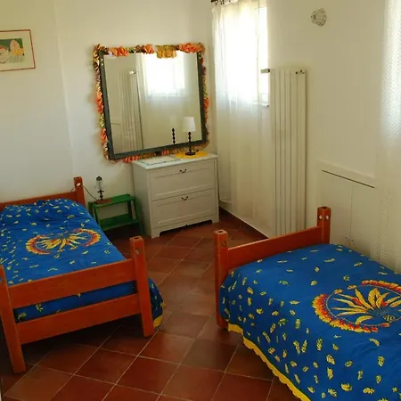 Bed and Breakfast Il Pozzo E Il Melograno Finale Ligure Exterior foto