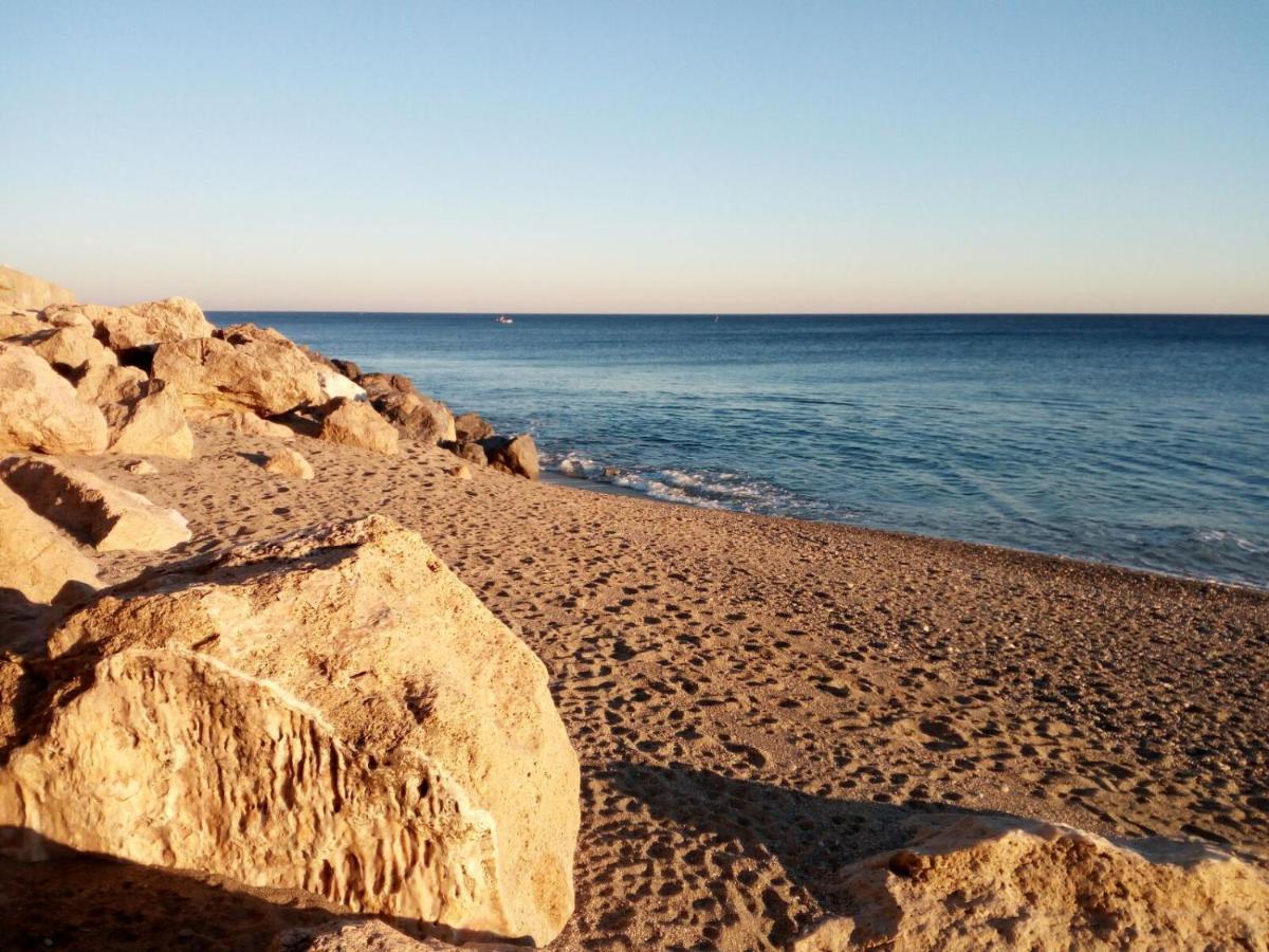 Il Pozzo E Il Melograno Frühstückspension Finale Ligure